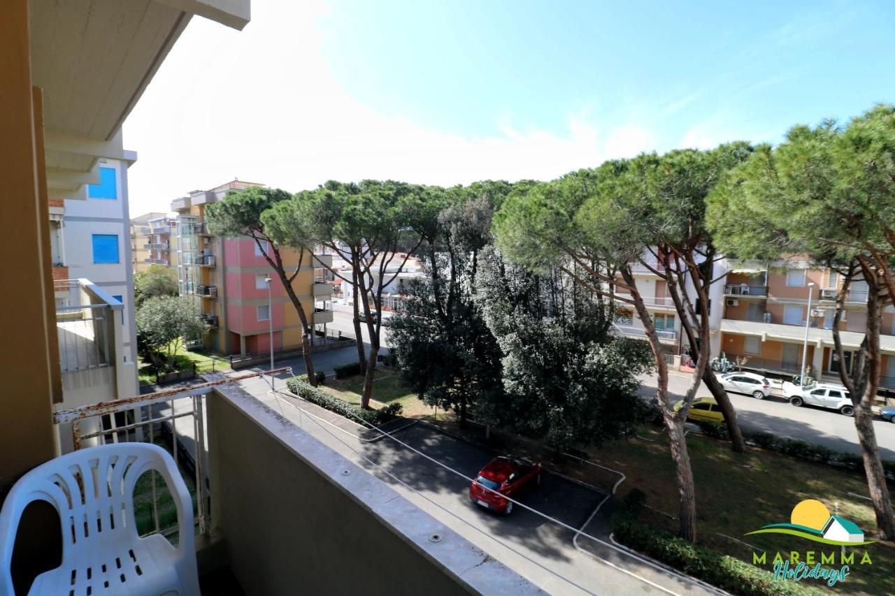 Maremma Holidays : Trasimeno Apartment Follonica Eksteriør billede