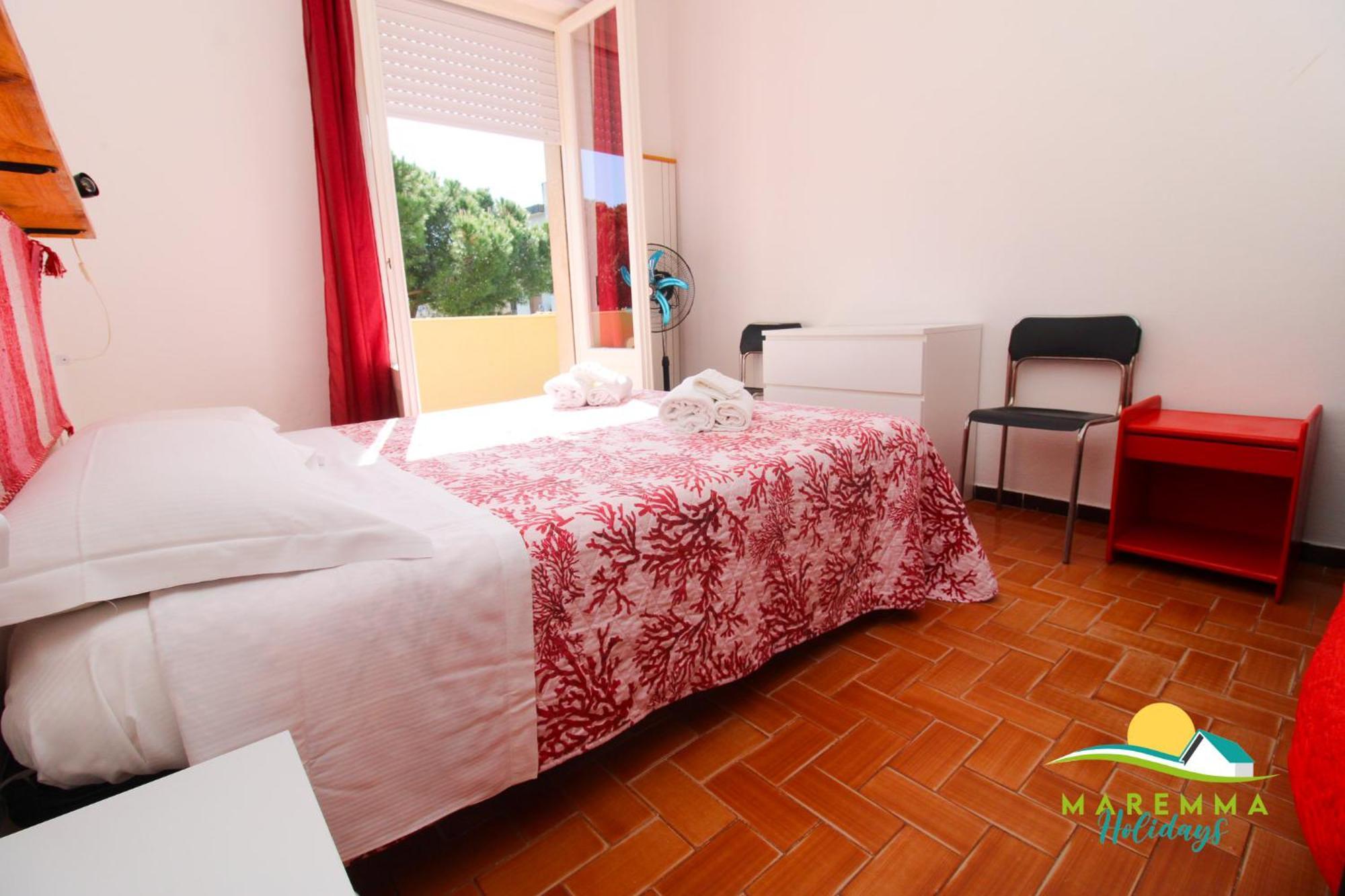 Maremma Holidays : Trasimeno Apartment Follonica Eksteriør billede
